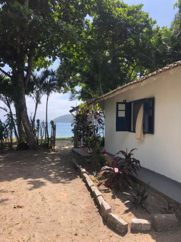 Φυσικό τοπίο κοντά σε αυτή η παραθεριστική κατοικία