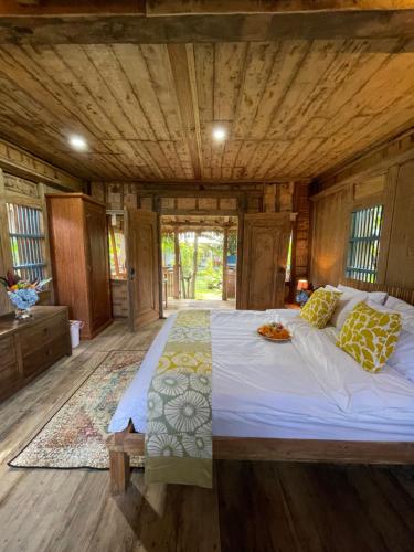 Postel nebo postele na pokoji v ubytování Oemah Gebagan 78 Pertiwi Room