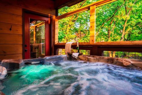 Misty Mountain Cabin, Great Smoky Mountains photo 30