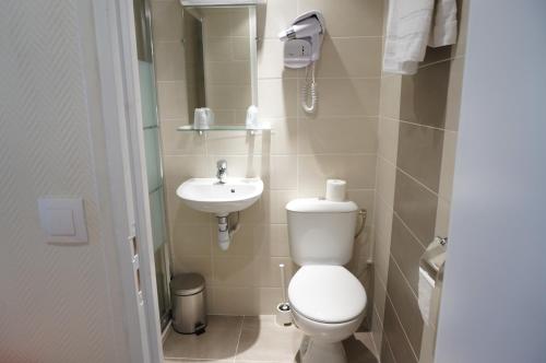Koupelna v ubytování Hotel Zora