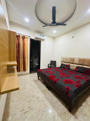 Gallery image of 3 bhk luxury flat in gillco kharar in Kharar