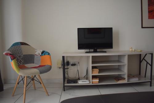 Televisor o centre d'entreteniment de Klimentos Flat 59