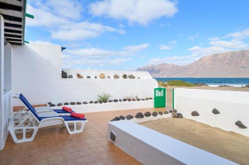 Famara Caracolillos, La Casa