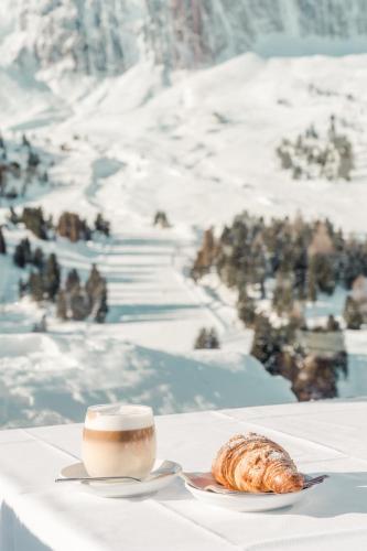 Gallery image of Hotel Piz Seteur in Selva di Val Gardena