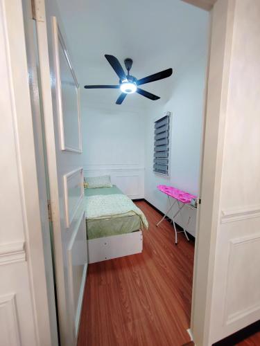 Katil atau katil-katil dalam bilik di QM Homestay Ecohill