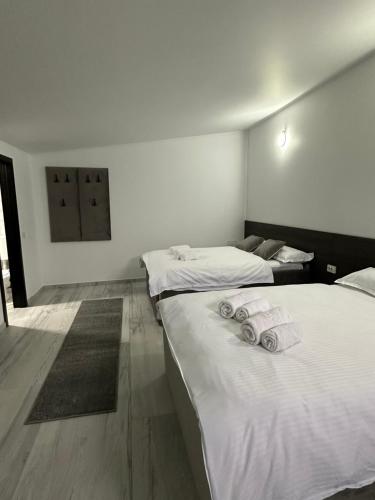 Postel nebo postele na pokoji v ubytování MODERN House