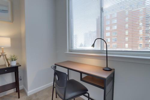 Gallery image of Apartment Just Steps from Ballston Subway Station in Arlington
