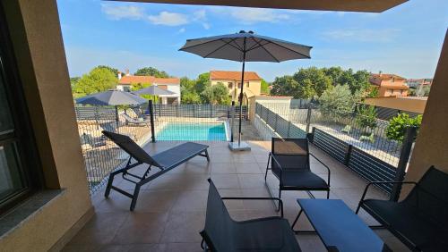 Apartment Bluemare with shared pool