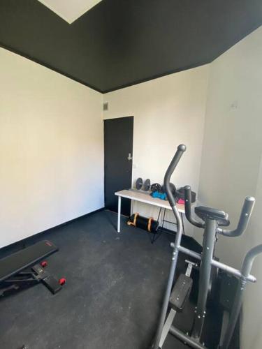 Photo de la galerie de l'établissement Le Black Pearl avec salle de sport, à Amiens