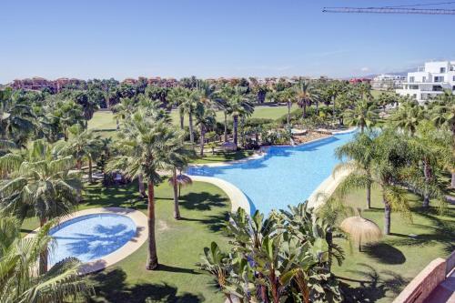 Comeback ME & MRS JONES