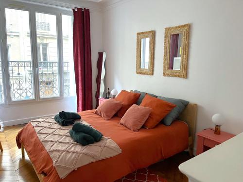 Lovely haussmannian flat in Montparnasse