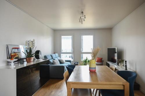 Photo de la galerie de l'établissement Spacious nest of 80 m crossing and bright, à Montreuil