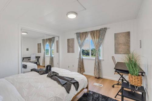 Katil atau katil-katil dalam bilik di Cabin with breathtaking view Stop before Tahoe