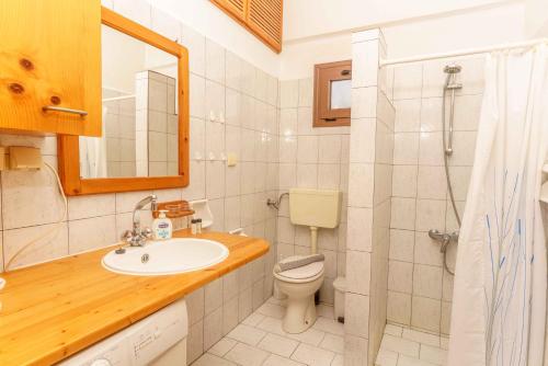 Un baño de Alexander Beach Hotel