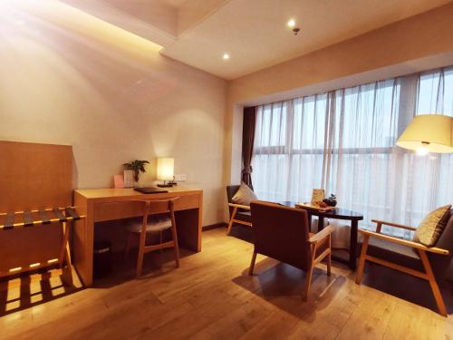 Ruang duduk di Novo Hotel Chongqing
