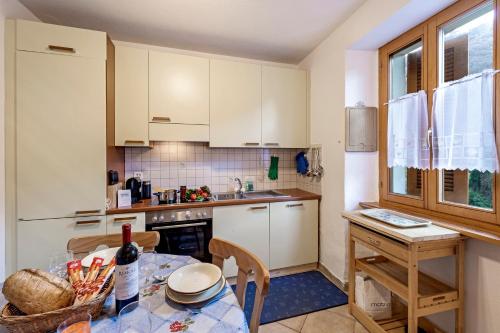 Virtuvė arba virtuvėlė apgyvendinimo įstaigoje Casa Lara - Happy Rentals