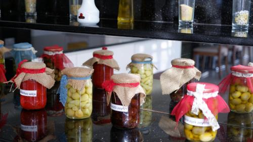 Jídlo v hotelu nebo okolí