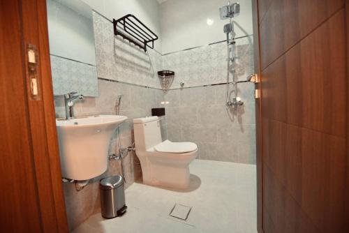 Bilik mandi di فندق قمم بارك Qimam Park Hotel 7