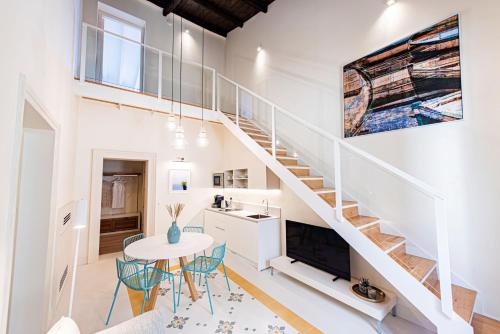 Suite Deluxe con bañera de hidromasaje y vistas al mar