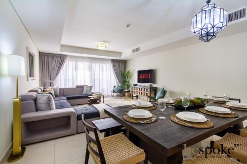 Bespoke Holiday Homes - Palm Jumeirah -2 Bedroom Sea View with Beach Access, Balqis