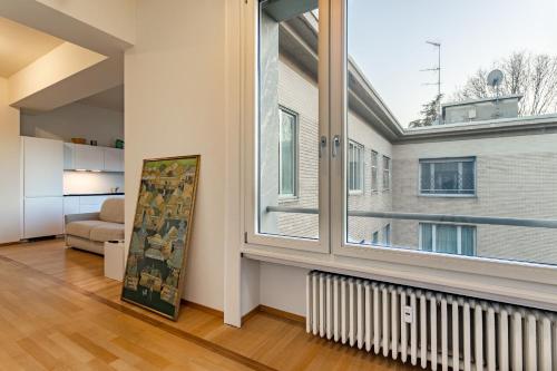Serra 2br Apartment With Terrace by Halldis