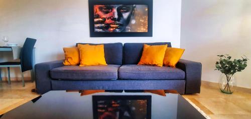 Marbella 2000. Spacious Apartment on the Promenade. photo 3