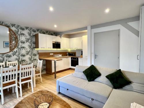 Cosy 2 bedroom home between Arcachon and Bordeaux