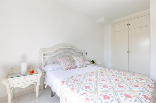 Una cama o camas en una habitación de A&N Ribeiro