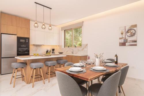 Dapur atau dapur kecil di Villa Mavra