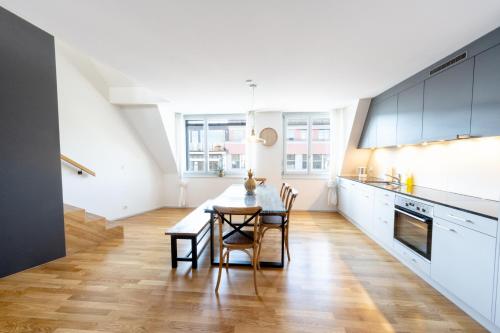 Urban rooftop getaway