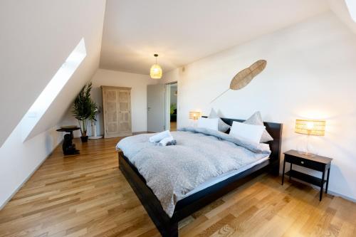 Urban rooftop getaway