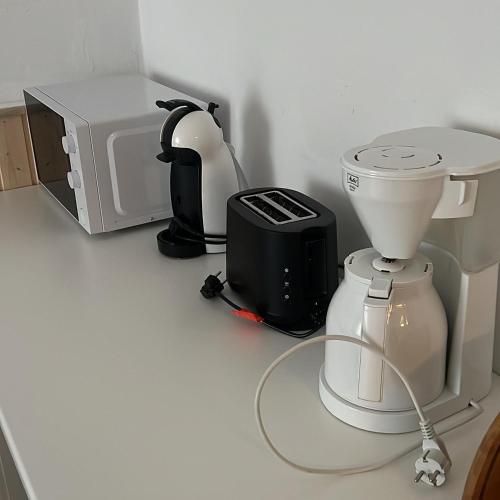Kemudahan buat kopi dan teh di B12 - Zeit für Zwei