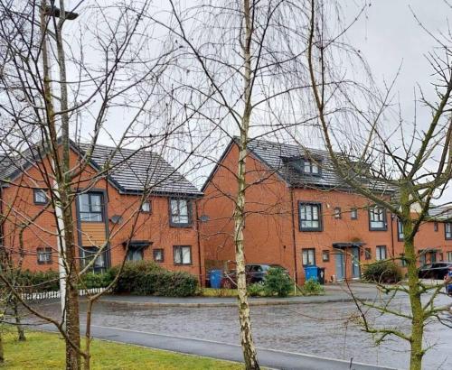 Lovely 3 Bed House in Runcorn