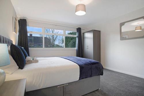 Voodi või voodid majutusasutuse Sleek & Tranquil Corner on Durham Road, Sleeps 4 toas