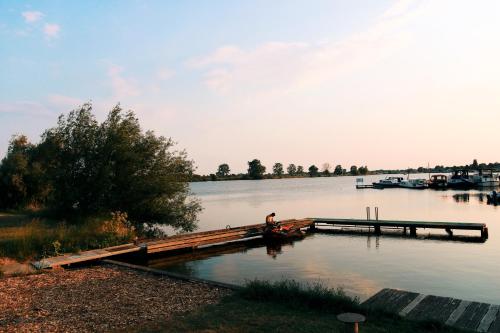AlphenにあるTiny House by the water - de Schans Alphenのギャラリーの写真