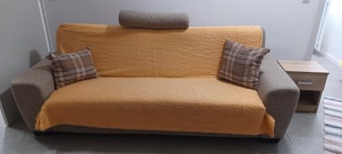 A seating area at Atkacs Home
