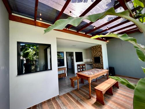 Μια τηλεόραση ή/και κέντρο ψυχαγωγίας στο Casa de Praia - Gravatá Navegantes - SC