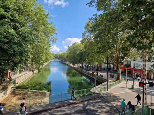 Cosy 1BR with outside space neighboring Le Marais