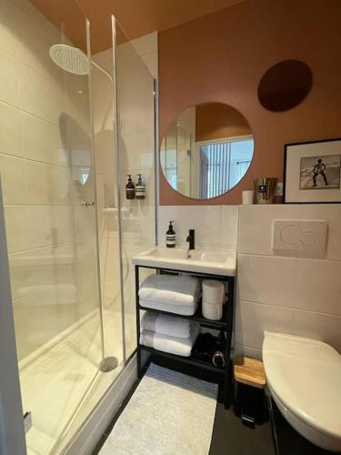 Marais - Bright one-bedroom decorated with taste