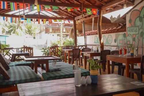 Ресторант или друго място за хранене в Chimaca Bay Hotel