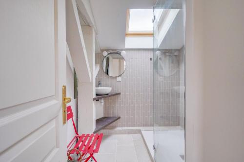 Koupelna v ubytování Bel appartement Bordeaux centre Pey Berland