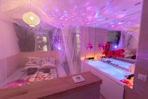 ภาพในคลังภาพของ AG 1 Love Balnéo Clim 1min plage, ในนีซ