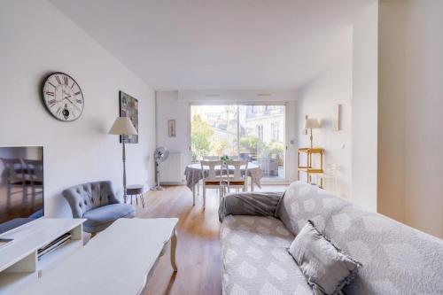 Lovely apartment with exceptional terrace