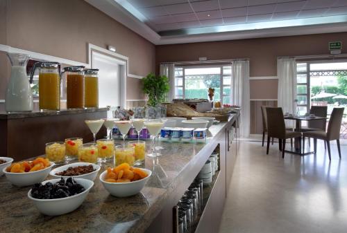 Jídlo v hotelu nebo okolí