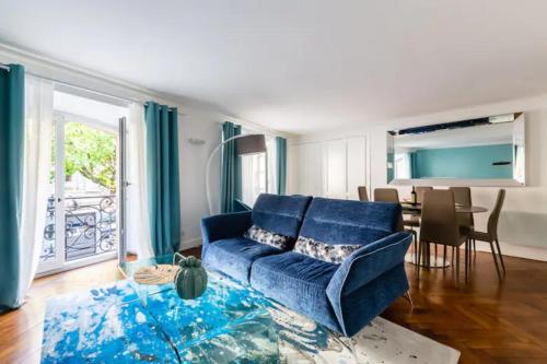 Un lugar para sentarse en Superb apartment in the heart of Bordeaux