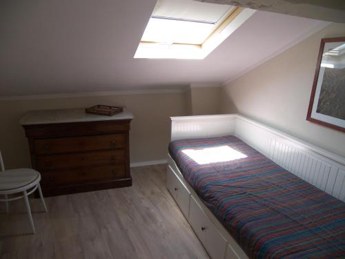 2 Bedroom near March Forville, quiet and convenient, 5 minutes walk from Palais
