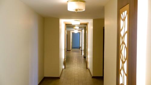 a corridor of a hallway with at Hotel Labella Bergama in Bergama