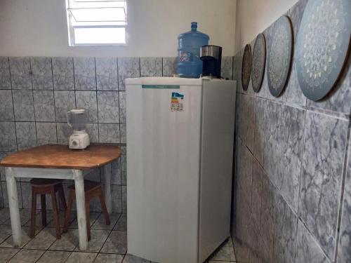 Cuina o zona de cuina de Casa da Lua ap 1/4 pituba II caminho praias