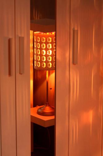  Gozsdu Apartment -  Chambre  photo :   Tea/Coffee maker    Minibar    Bath                           