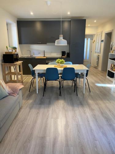 Kuchyň nebo kuchyňský kout v ubytování PILE HOUSE